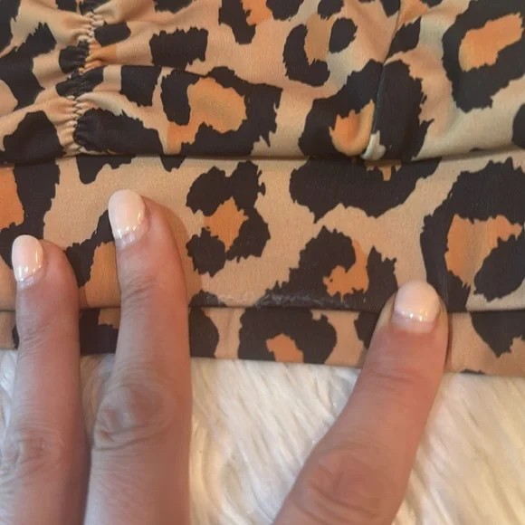 Spell Leopard Print active top - Picture 5 of 7